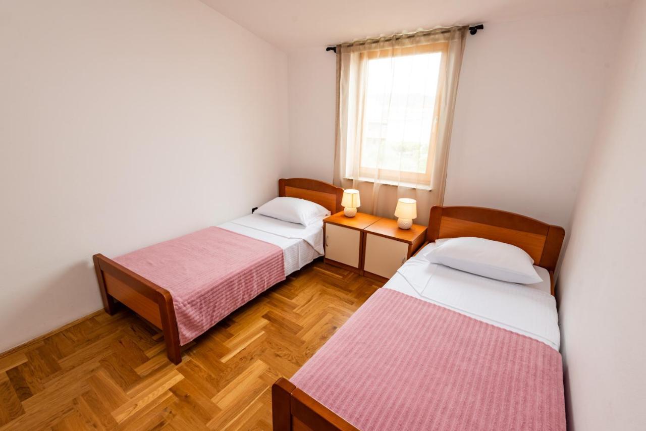 Apartments Smiljanic Tribalj Exterior foto