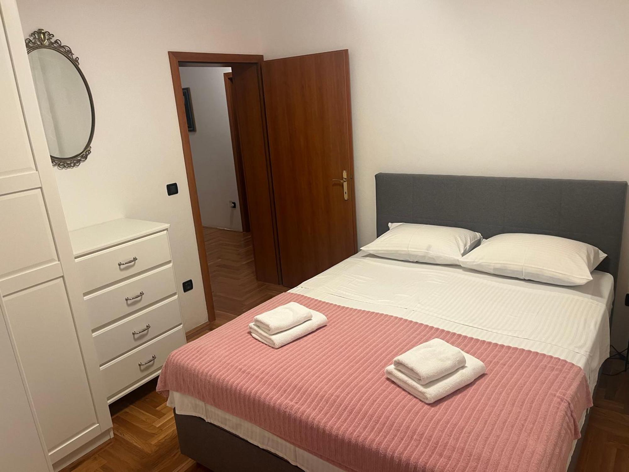 Apartments Smiljanic Tribalj Exterior foto